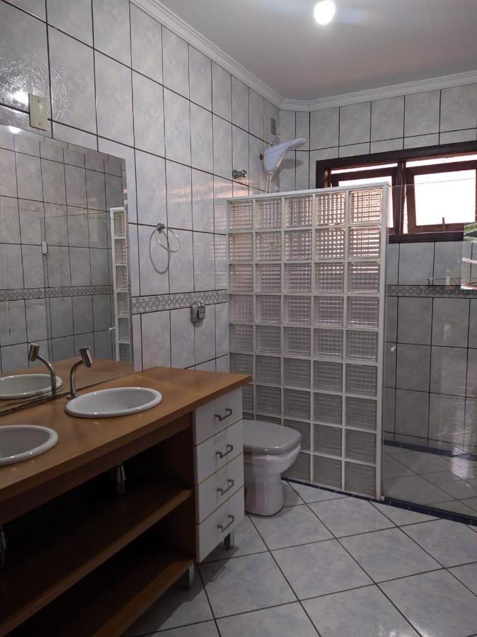 Iup House Hostel Blumenau Eksteriør bilde