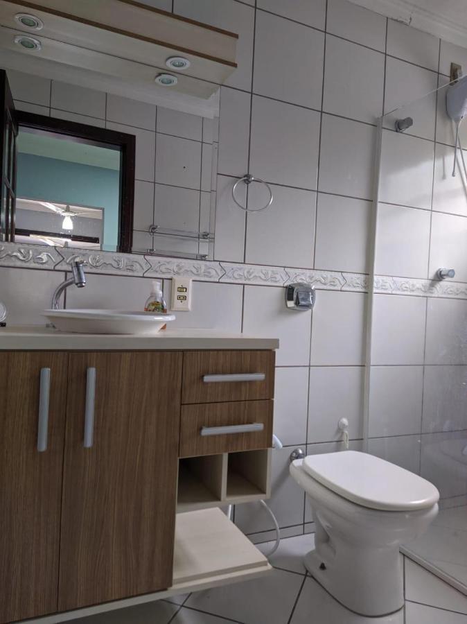 Iup House Hostel Blumenau Eksteriør bilde